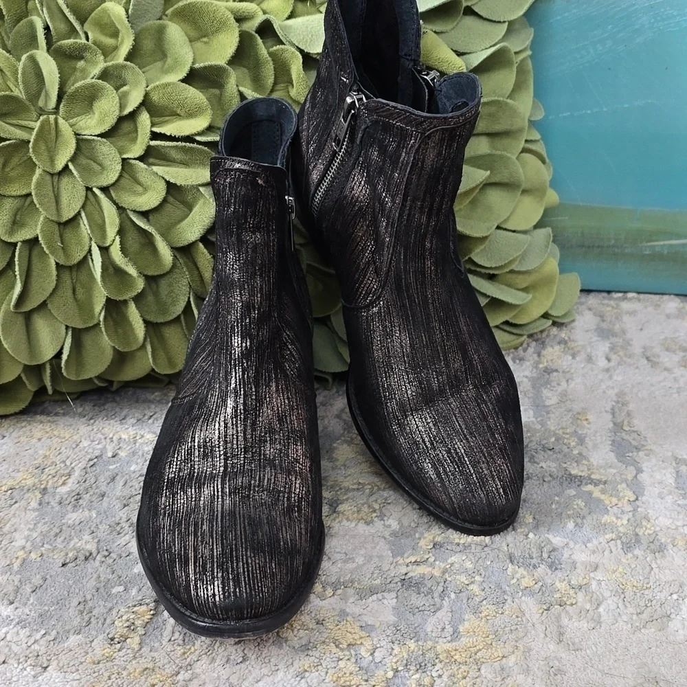 Seychelles Lucky Penny Graphite Metallic Ankle Boots
